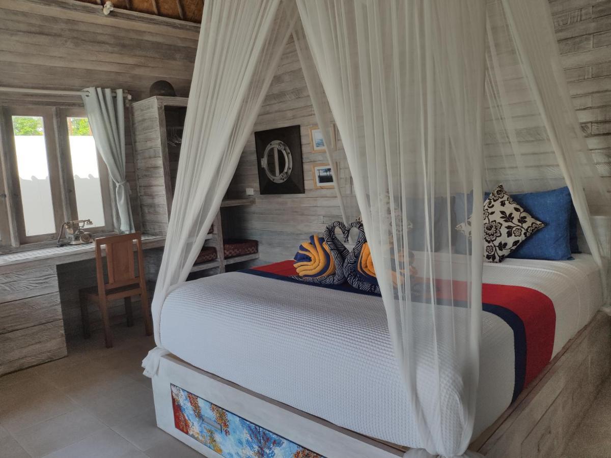 Villa Gede 888 Lembongan Esterno foto