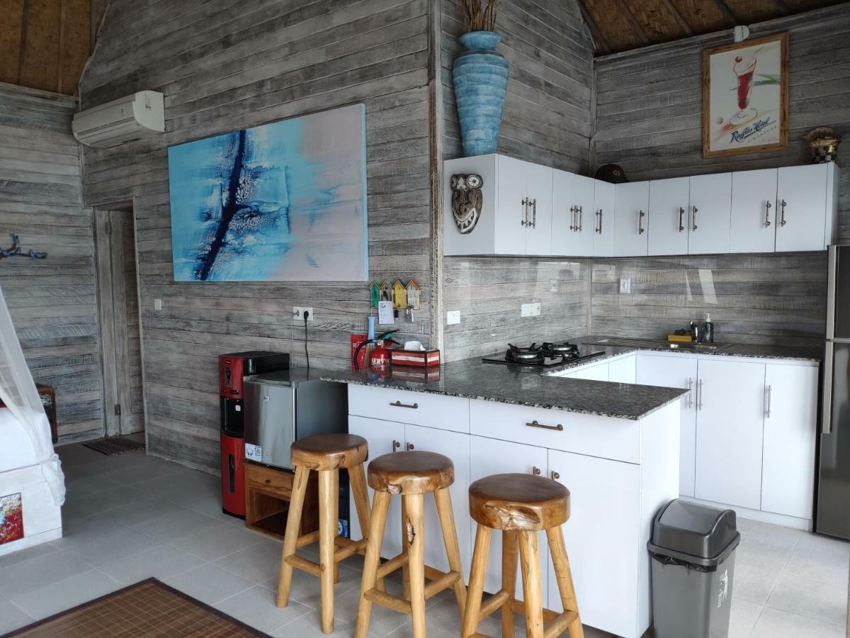 Villa Gede 888 Lembongan Esterno foto